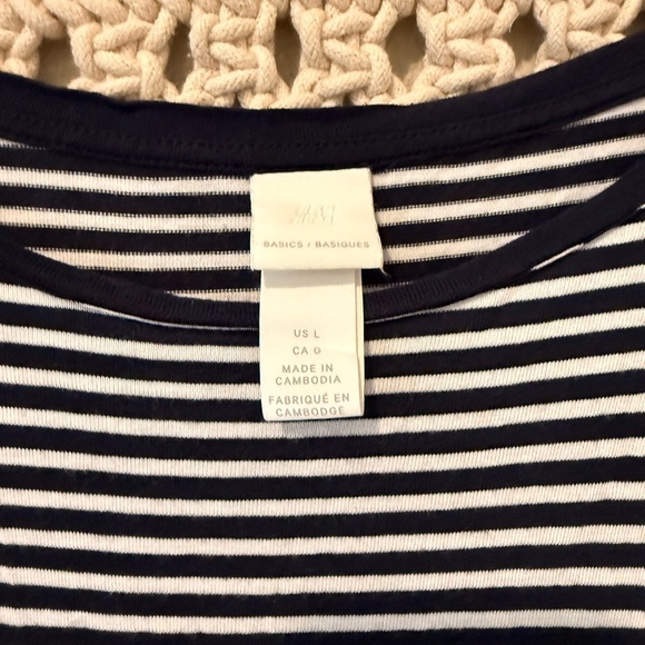 H&M Black & White Striped Dress | Sleeved Basic Cotton Comfy Dress | Casual - Picture 2 of 2